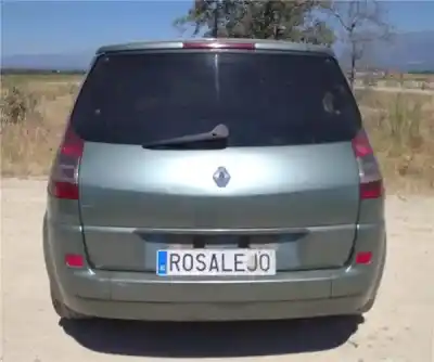 Sloopvoertuig renault scenic ii 1.5 dci diesel van het jaar 2004 aangedreven k9k d7