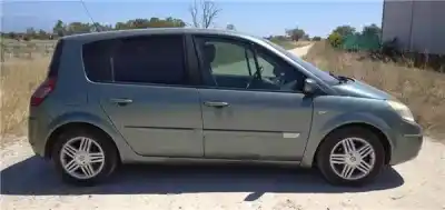 Sloopvoertuig renault scenic ii 1.5 dci diesel van het jaar 2004 aangedreven k9k d7