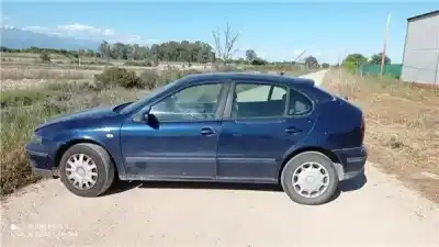Scrapping Vehicle SEAT LEON (1M1)  of the year 2000 powered AGR