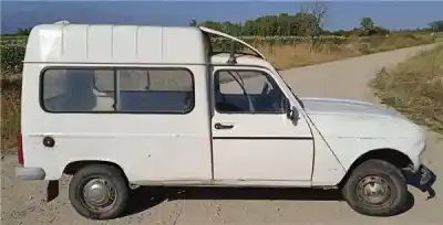 Sloopvoertuig renault 4 1.1 g van het jaar 1986 aangedreven 688.exploxion