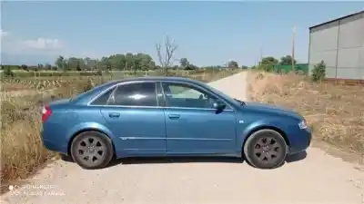 Veículo de Sucata audi a4 berlina (8e) 1.9 tdi (96kw) do ano 2001 alimentado awx