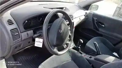 Sloopvoertuig renault laguna ii (bg0) 1.9 dci diesel van het jaar 2002 aangedreven f9q c7