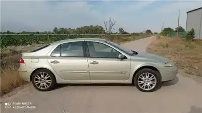 Sloopvoertuig renault laguna ii (bg0) 1.9 dci diesel van het jaar 2002 aangedreven f9q c7