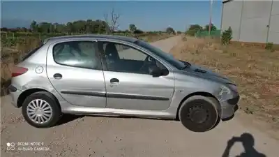 Здавання транспортного засобу peugeot 206 4-trg. 1.4 року 2000 потужний kfx