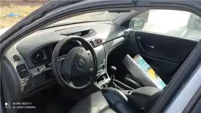 Veicolo di demolizione renault laguna ii (bg0) 1.8 cat dell'anno 2001 alimentato f9q c7