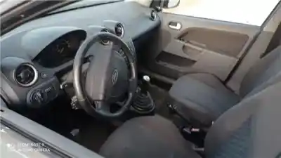 Vehicul casat ford fiesta (cbk) 1.4 16v cat al anului 2003 alimentat fxjb