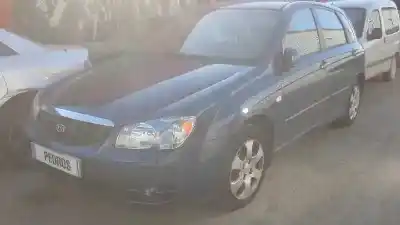 Здавання транспортного засобу kia cerato 1.6 lx berlina року 2004 потужний g4ed