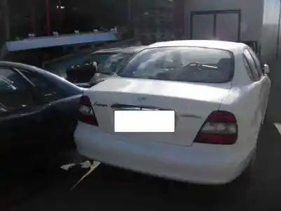 Véhicule à la ferraille daewoo leganza 2.0 cdx de l'année 1999 alimenté x20sed
