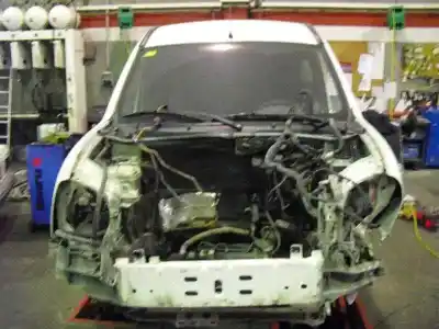 Veicolo di demolizione renault kangoo (f/kc0) kangoo dell'anno 2001 alimentato f8q p6 Veicolo di demolizione renault kangoo (f/kc0) kangoo dell'anno 2001 alimentato f8q p6