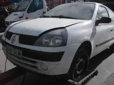 Vehículo de desguace renault clio ii fase ii (b/cb0) authentique del año 2001 con motor k9k