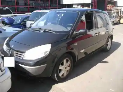 Sloopvoertuig RENAULT SCÉNIC II (JM0/1_) 1.6 (JM0C JM0J JM1B) van het jaar 2005 aangedreven K4M782