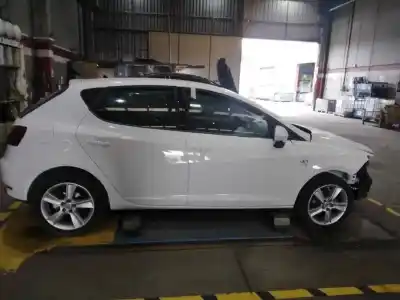 Vehículo de desguace seat ibiza (6j5) stylance / style del año 2013 con motor cbz