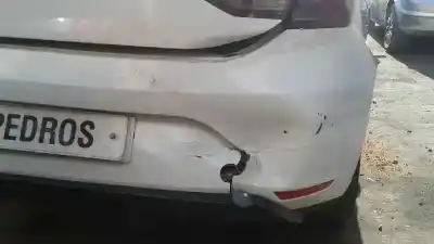 Veículo de Sucata seat leon (5f1) reference do ano 2013 alimentado clh