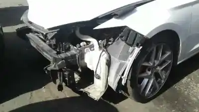 Veículo de Sucata seat leon (5f1) reference do ano 2013 alimentado clh