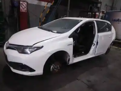 Veículo de Sucata toyota auris hybrid active do ano 2015 alimentado 2zr-fxe