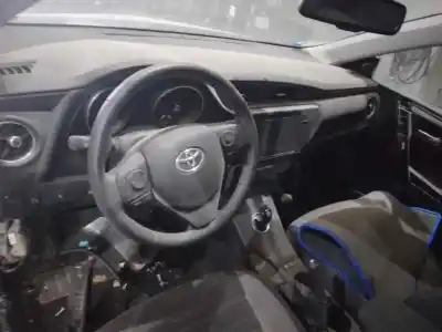 Veículo de Sucata toyota auris hybrid active do ano 2015 alimentado 2zr-fxe