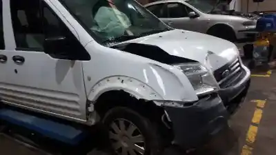 Veículo de Sucata ford tourneo connect (tc7) familiar do ano 2010 alimentado r3pa