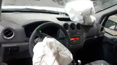 Veículo de Sucata ford tourneo connect (tc7) familiar do ano 2010 alimentado r3pa