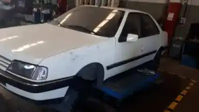 Véhicule à la ferraille peugeot 405 berlina sri exclusive de l'année 1992 alimenté dzh