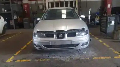 Vehículo de desguace SEAT LEON (1M1) Signo del año 2000 con motor AHF