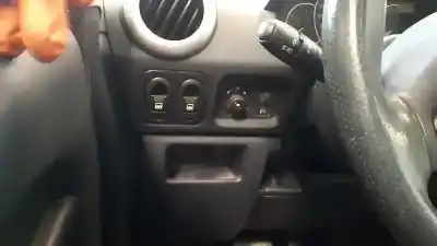 Veículo de Sucata peugeot 1007 sport do ano 2006 alimentado nfutu5jp4