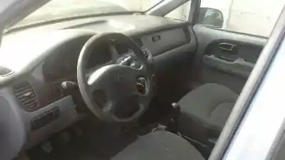 Veículo de Sucata hyundai trajet (fo) 2.0 crdi gls do ano 2002 alimentado d4ea