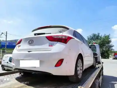 Veículo de Sucata hyundai i30 (gd) tecno do ano 2017 alimentado d4fc