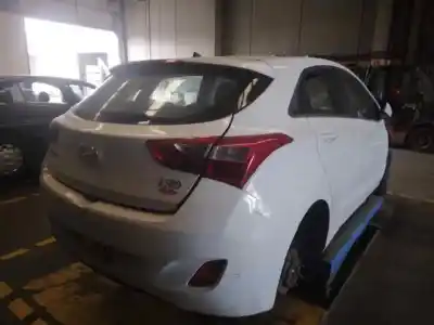 Veículo de Sucata hyundai i30 (gd) tecno do ano 2017 alimentado d4fc