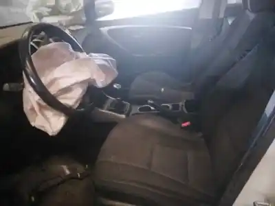 Veículo de Sucata hyundai i30 (gd) tecno do ano 2017 alimentado d4fc