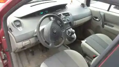 Veículo de Sucata renault scenic ii confort dynamique do ano 2005 alimentado k9kp732