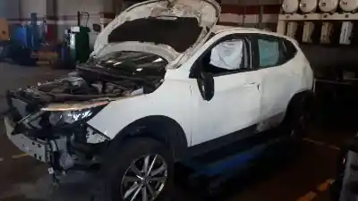 Здавання транспортного засобу nissan qashqai (j11) acenta року 2017 потужний hra2