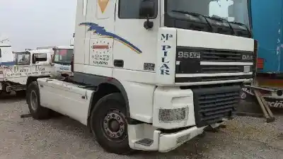 Sloopvoertuig daf fa 95xf 480 van het jaar 2001 aangedreven xf355m