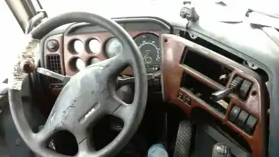 Sloopvoertuig daf fa 95xf 480 van het jaar 2001 aangedreven xf355m