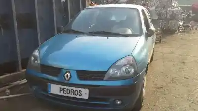 Vehículo de desguace RENAULT CLIO II FASE II (B/CB0) 1.5 dCi Diesel del año 2003 con motor K9K