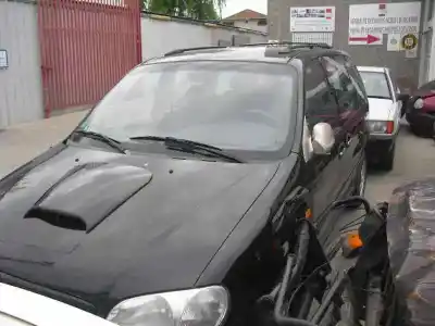 Veículo de Sucata KIA CARNIVAL TD LS do ano 1999 alimentado J3