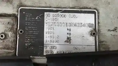 Véhicule à la ferraille opel corsa b swing de l'année 1992 alimenté c14nz