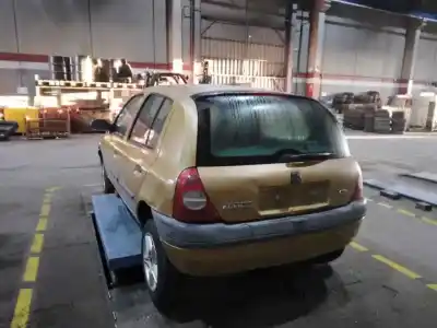 Hurda Aracı renault clio ii fase i (b/cbo) 1.9 dti diesel 80 cv / 59 kw yılın 2001 güçlü 