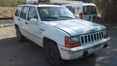 Veículo de Sucata jeep gr.cherokee (zj)/ (z) 5.2 ltd. (zj) do ano 1995 alimentado 
