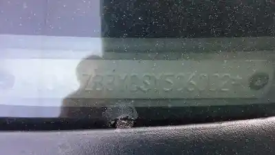 Veículo de Sucata jeep gr.cherokee (zj)/ (z) 5.2 ltd. (zj) do ano 1995 alimentado 