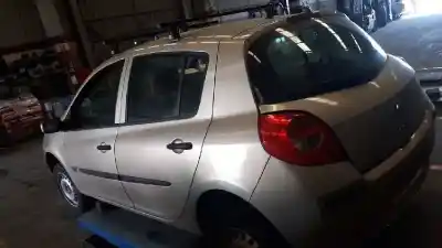 Veículo de Sucata renault clio iii confort expression do ano 2006 alimentado 