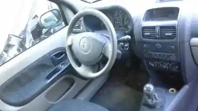 Здавання транспортного засобу renault clio ii fase ii (b/cb0) 1.2 16v року 2003 потужний  Здавання транспортного засобу renault clio ii fase ii (b/cb0) 1.2 16v року 2003 потужний