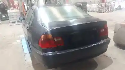 Veículo de Sucata bmw serie 3 berlina (e46) 320d do ano 2004 alimentado 
