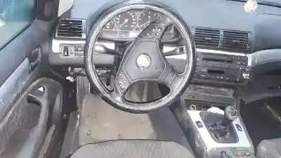 Veículo de Sucata bmw serie 3 berlina (e46) 320d do ano 2004 alimentado 