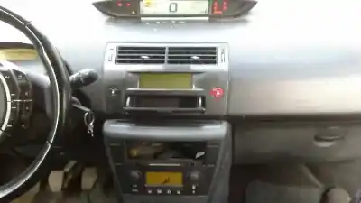 Scrapping Vehicle citroen c4 coupe vtr plus of the year 2005 powered 