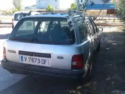 Veicolo di demolizione ford sierra berlina 2.9 v6 cat dell'anno 1987 alimentato b4b