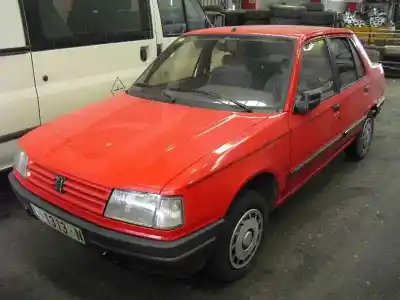 Véhicule à la ferraille peugeot 309 sr de l'année 1987 alimenté j2a