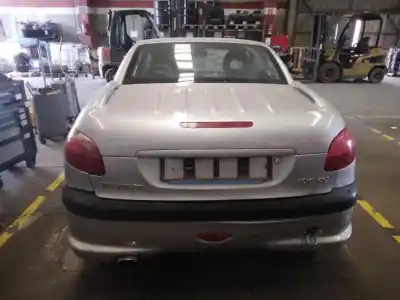 Verschrottungsfahrzeug peugeot 206 cc cc des jahres 2001 angetrieben rfnew10j4