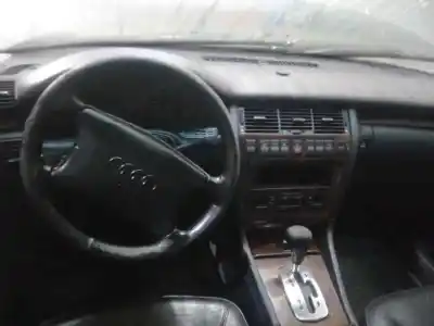 Здавання транспортного засобу audi a8 (d2) 3.7 v8 32v року 1996 потужний aew