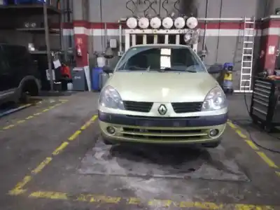 Здавання транспортного засобу renault clio ii fase ii (b/cb0) authentique року 2004 потужний 