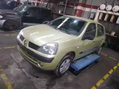 Здавання транспортного засобу renault clio ii fase ii (b/cb0) authentique року 2004 потужний 